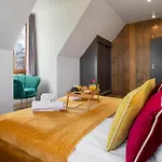 Jarosta & Spa, Ac -free Parking Apartment *
