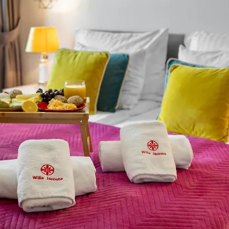 Jarosta & Spa, Ac -free Parking