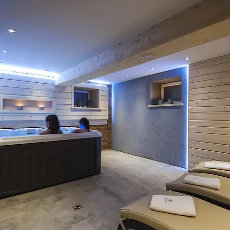 Jarosta & Spa, Ac -free Parking *